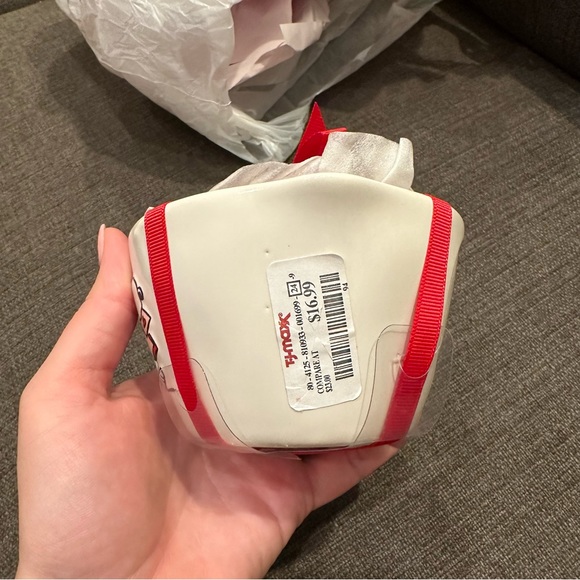 Peanuts X Rae Dunn Measuring Cups (set of four) - Picture 7 of 7